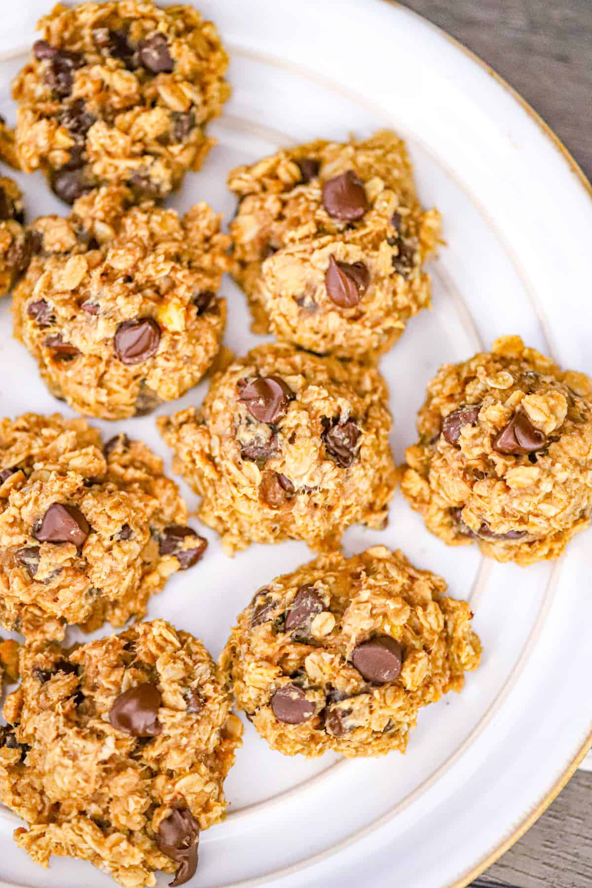 Banana Oat Chocolate Chip Breakfast Cookies