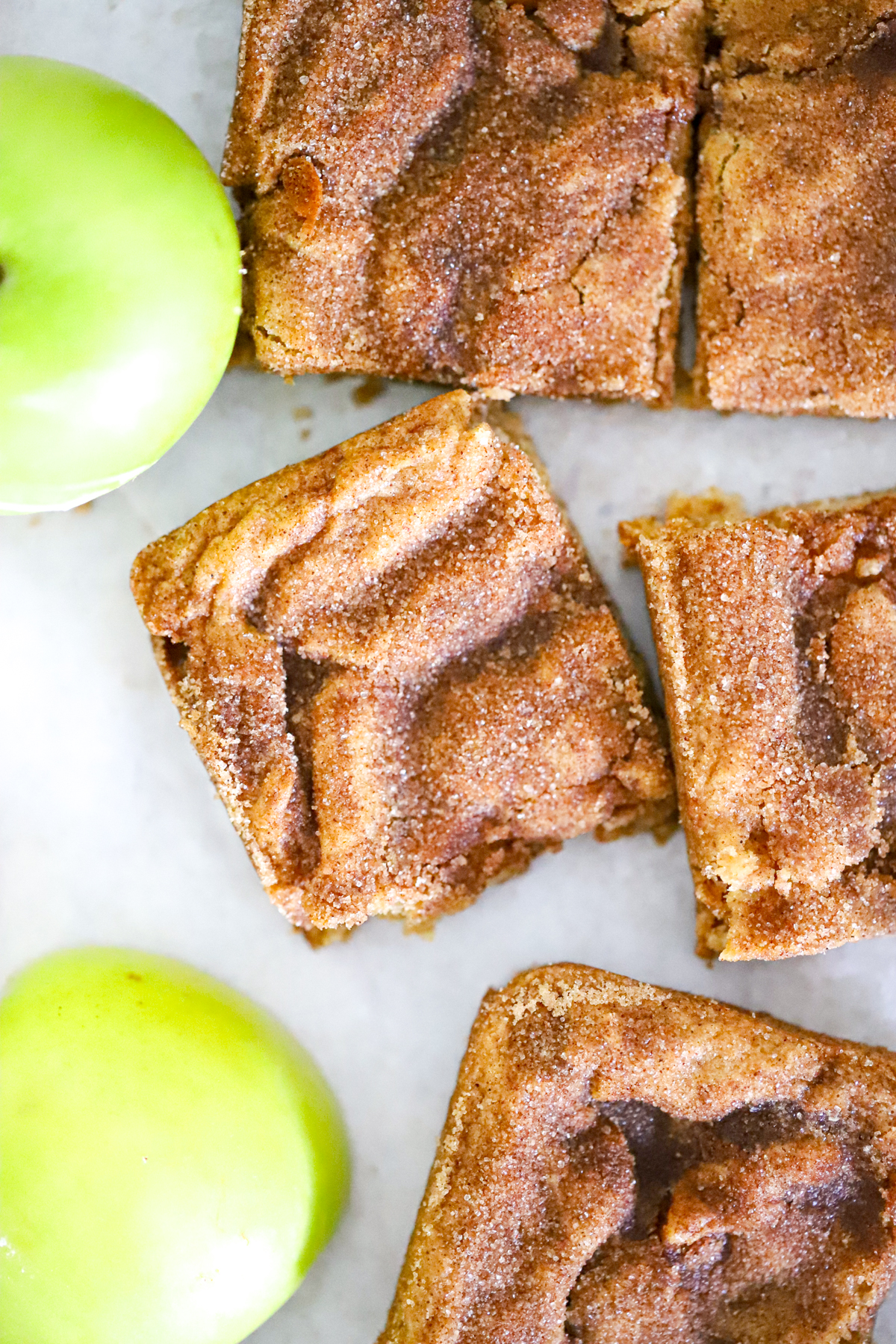 Apple Cinnamon Snickerdoodle Bars recipe