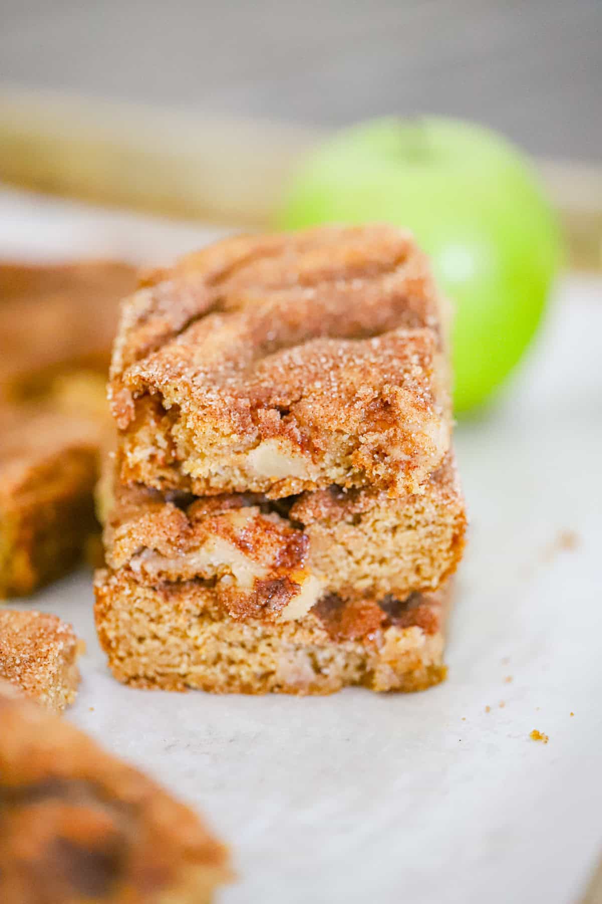 Apple Cinnamon Snickerdoodle Bars recipe