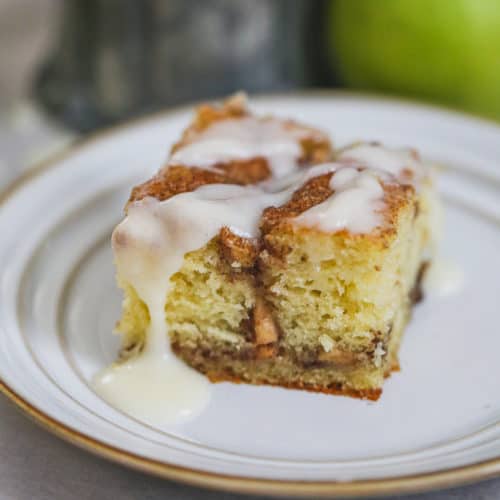 Apple Cinnamon Roll Coffee Cake - The Baking ChocolaTess