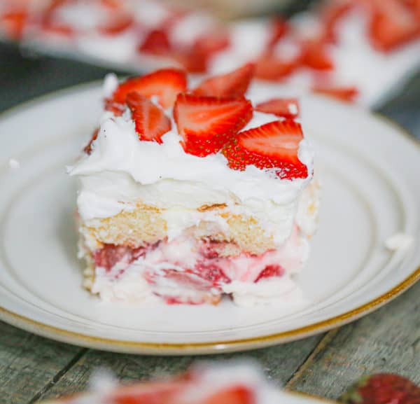 Ultimate Strawberry Shortcake Tiramisu - The Baking ChocolaTess