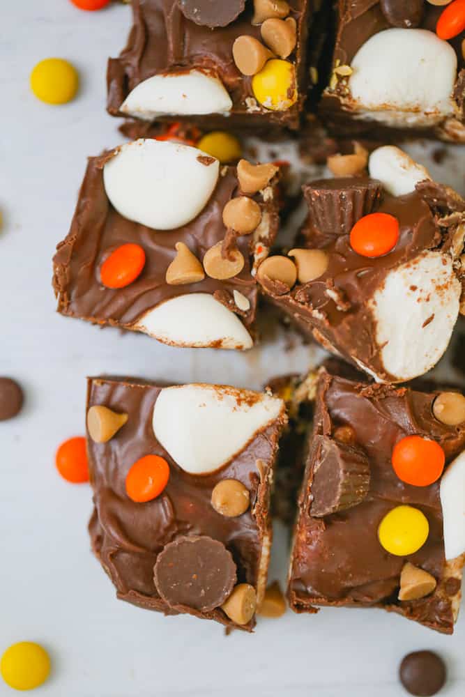 Heavenly Chocolate Peanut Butter Marshmallow Squares - The Baking ...