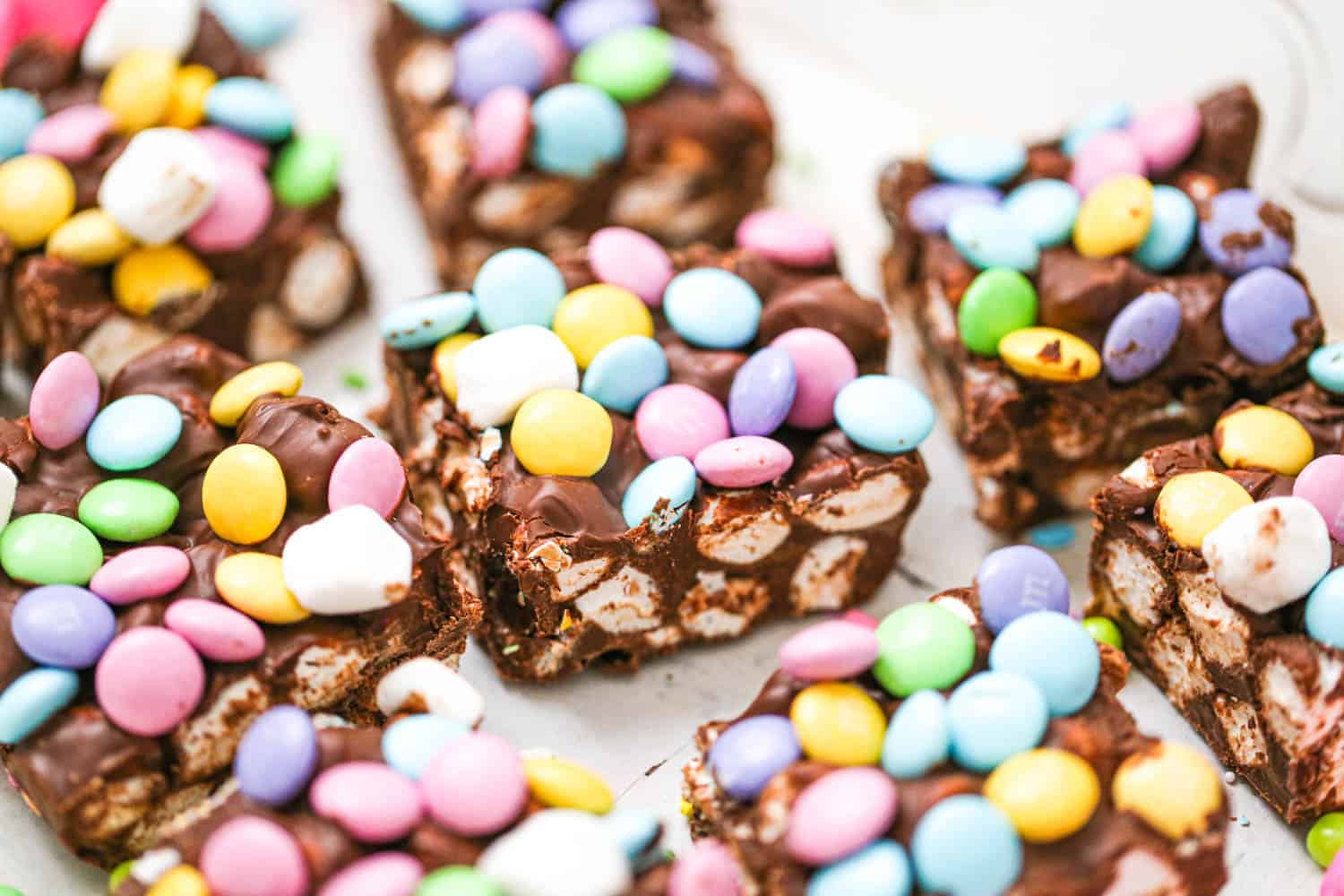 M&M Marshmallow Bars