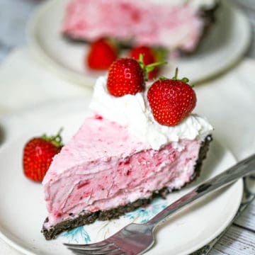 Frozen Strawberry Cheesecake