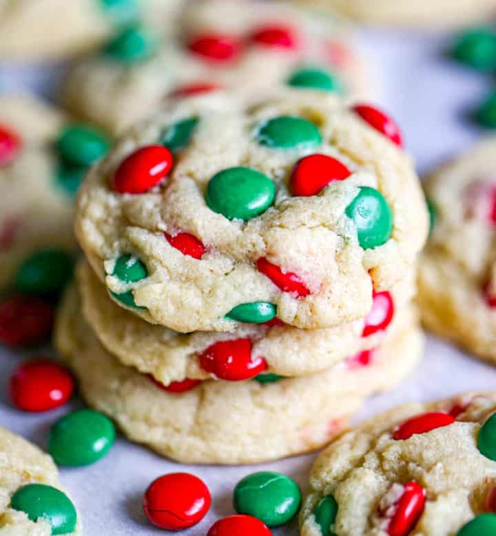 M&M Christmas Cookies - The Baking ChocolaTess