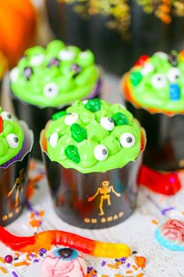 3 Easy Halloween Cupcake Ideas - The Baking ChocolaTess