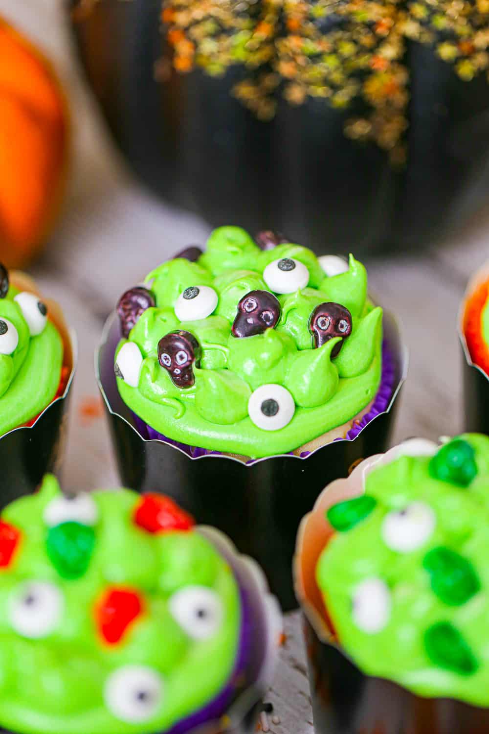 3-easy-halloween-cupcake-ideas-the-baking-chocolatess