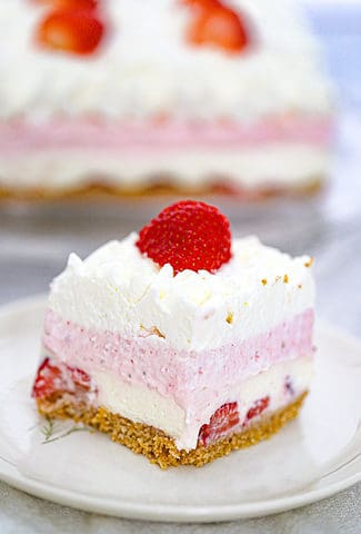 No Bake Strawberry Cheesecake Lasagna Dessert - The Baking Chocolatess