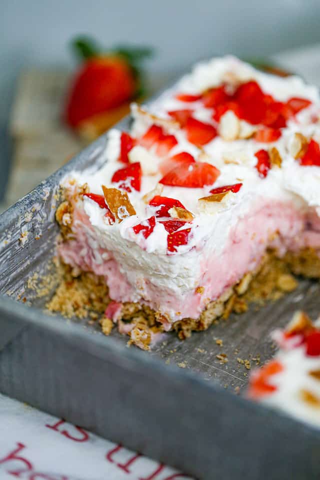 Strawberry Pretzel Layered Dessert - The Baking ChocolaTess