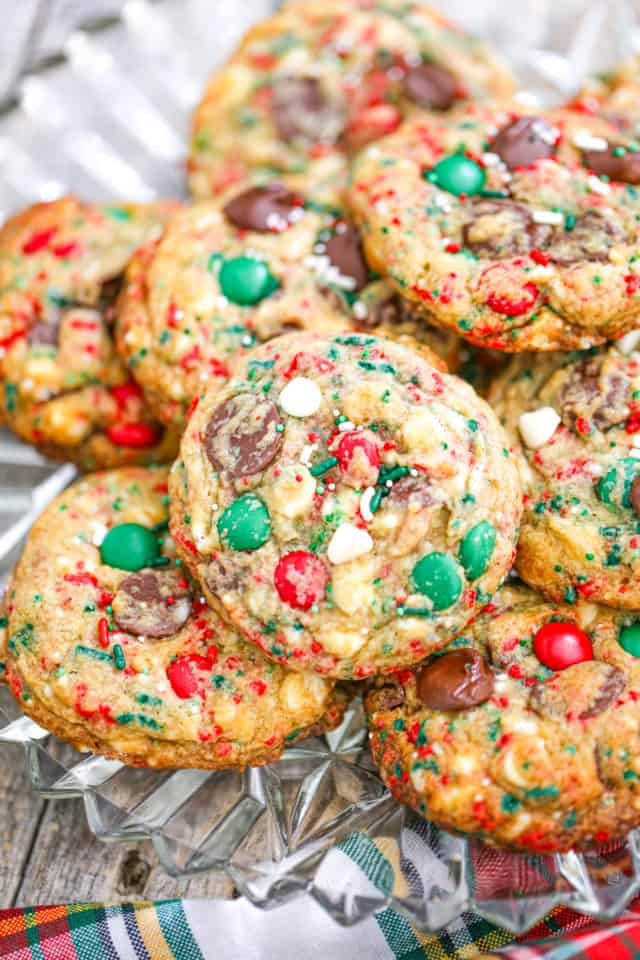 65 Best & Easy Homemade Christmas Cookies Recipes - The Baking ChocolaTess