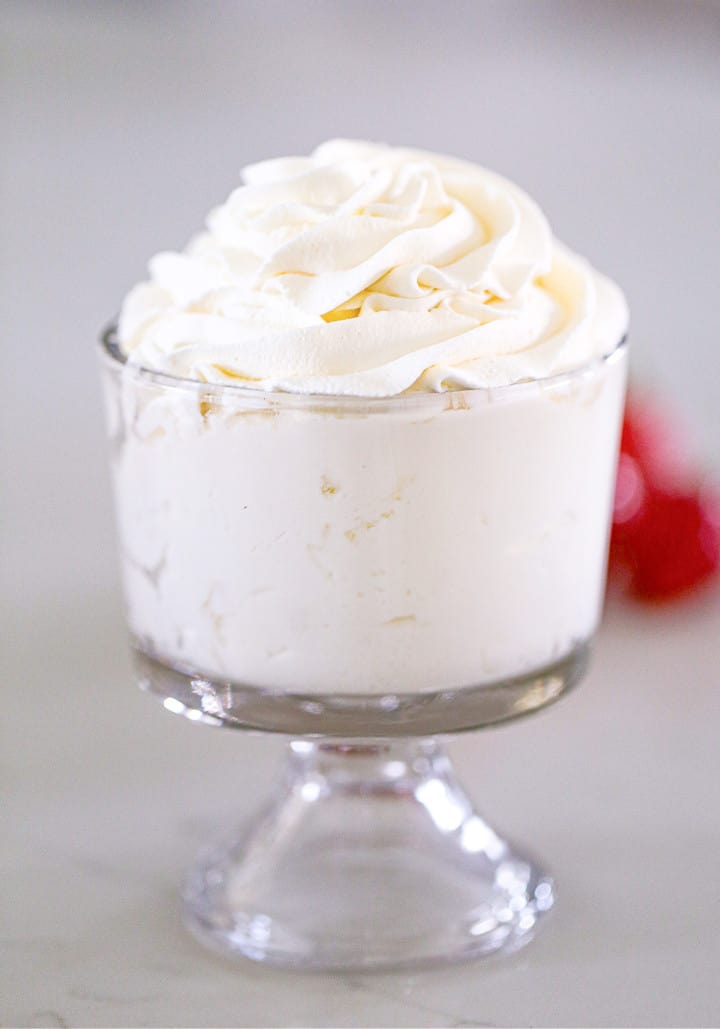 Easy Homemade Whipped Cream - Perfect Peaks in Minutes!