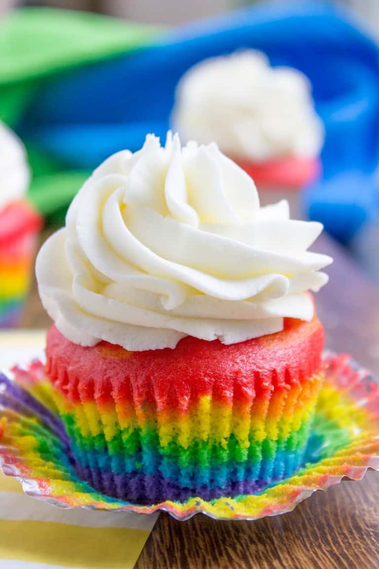 60 Magical Rainbow Desserts