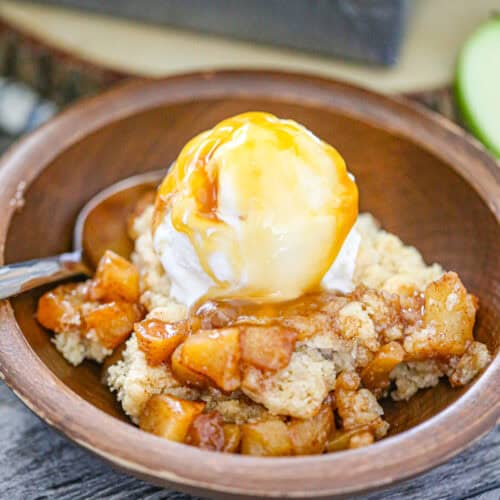 Grandma's Classic Biscuit Apple Cobbler