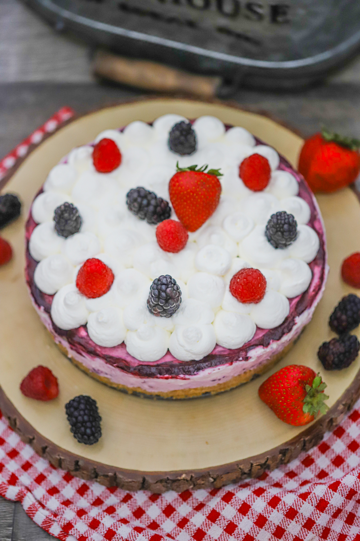 No Bake Berry Cheesecake recipe for summer dessert fun!