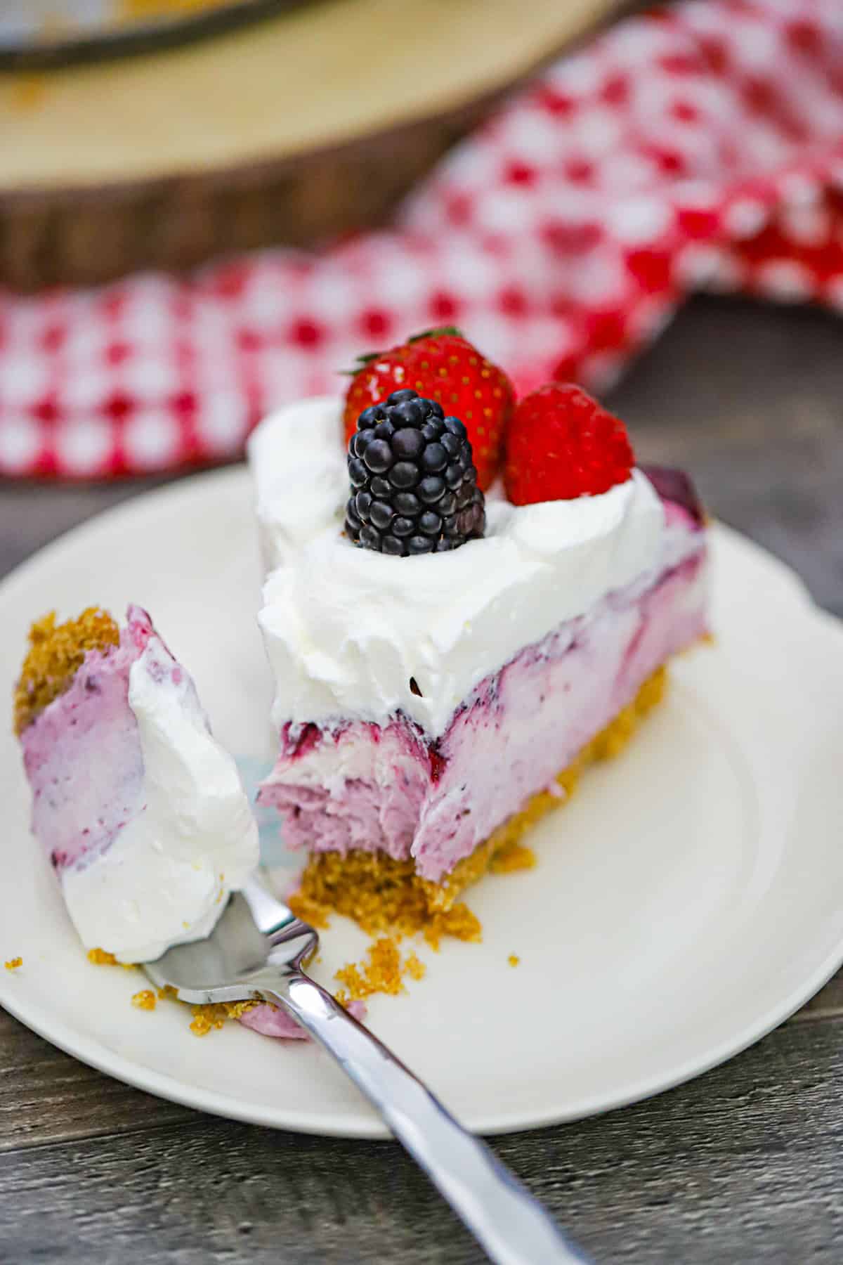 No Bake Berry Cheesecake recipe for summer dessert fun!