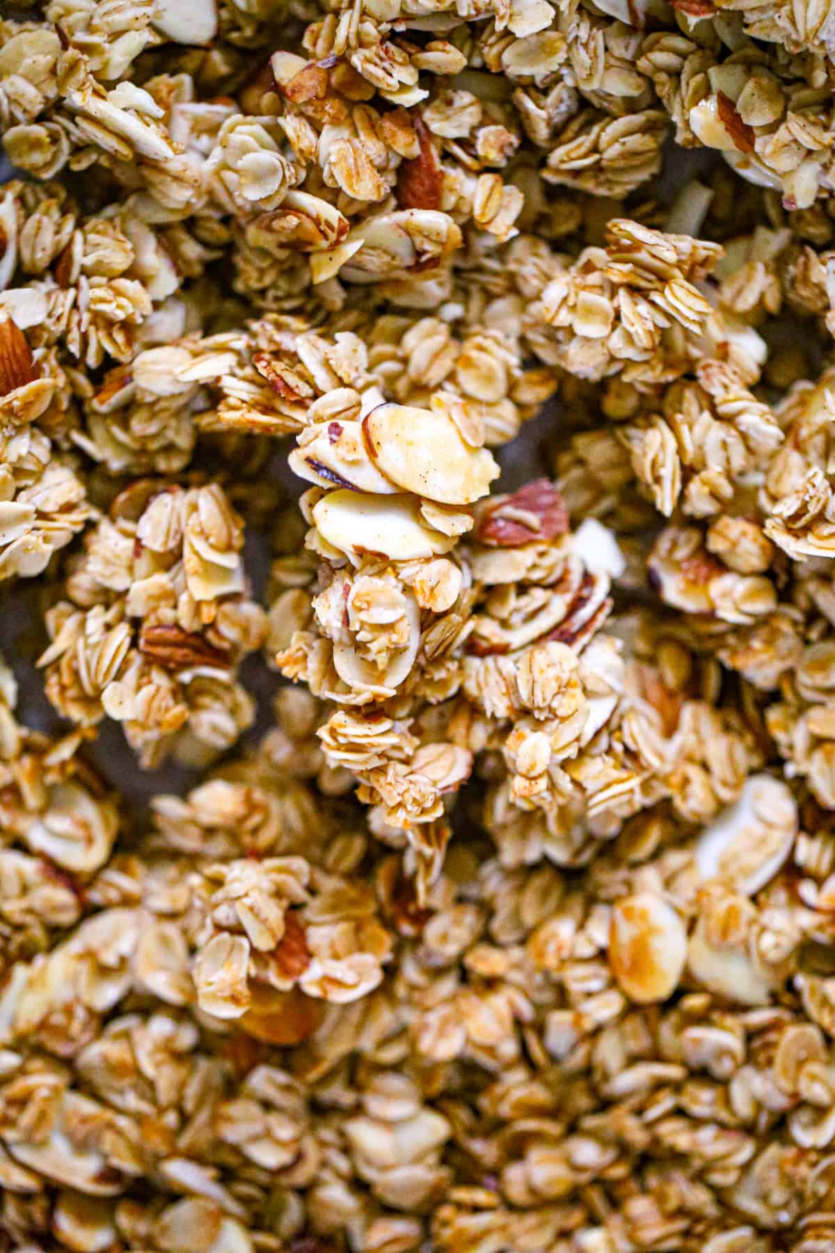 easy and healthy Vanilla Almond oat Granola Recipe