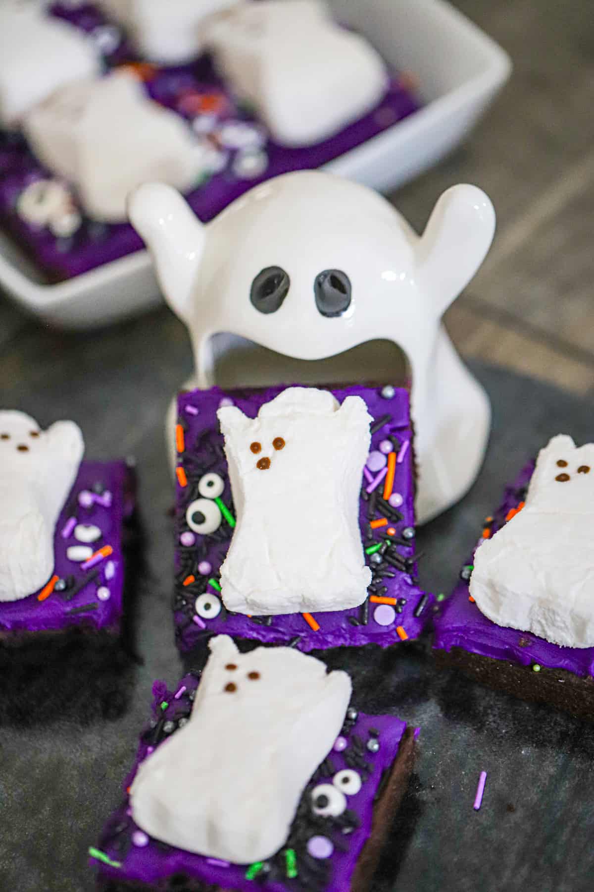 Easy Halloween Spooky Peeps Ghost Brownies recipe