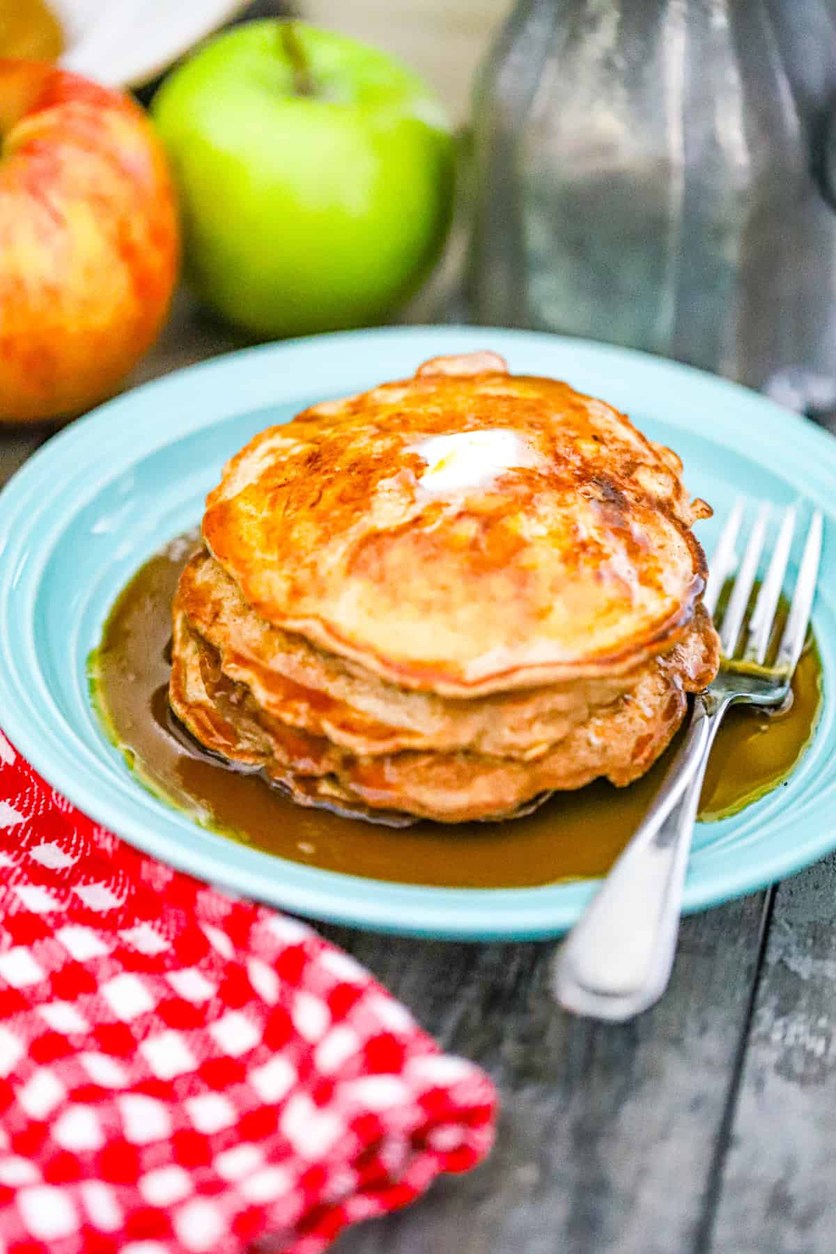 Tasty Apple Pie Pancakes