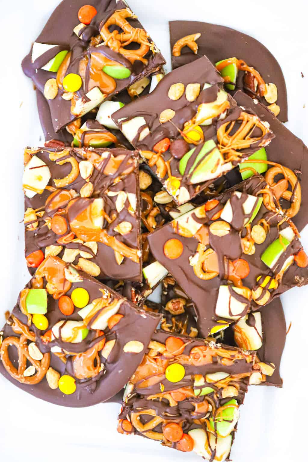 Loaded Caramel Apple Pretzel Bark - The Baking ChocolaTess