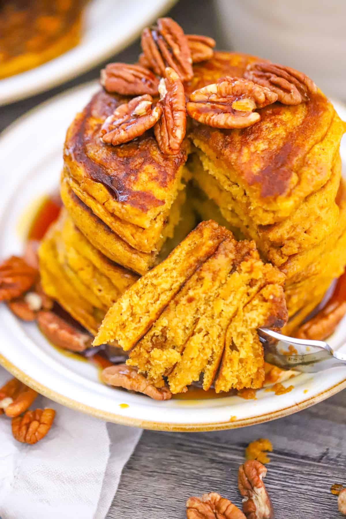 Super Fluffy Pumpkin Pancakes