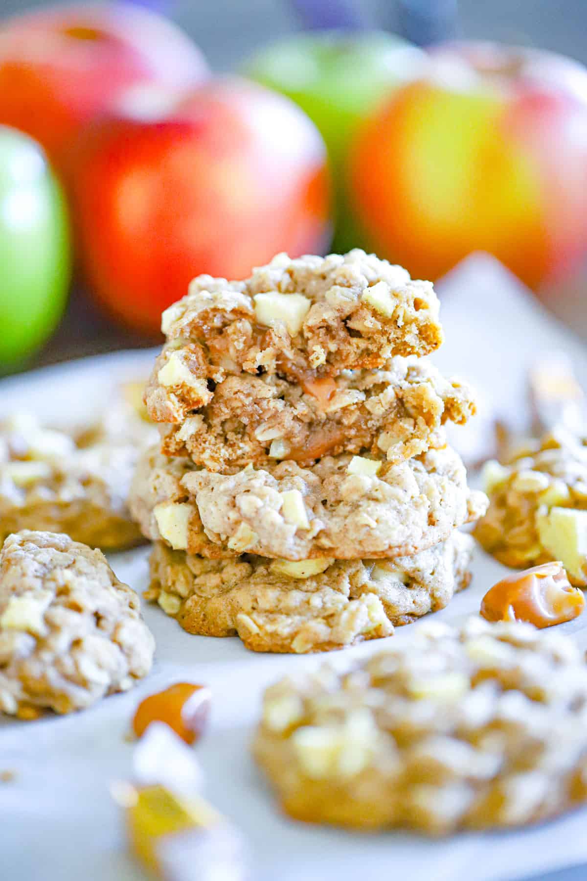 Caramel Apple Oatmeal Cookies