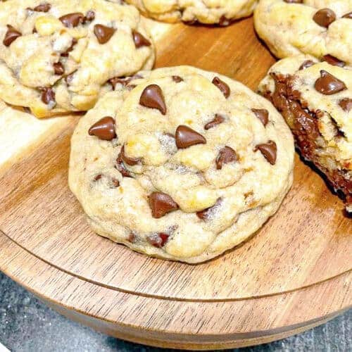 Ultimate Chocolate Chip Levain Cookies