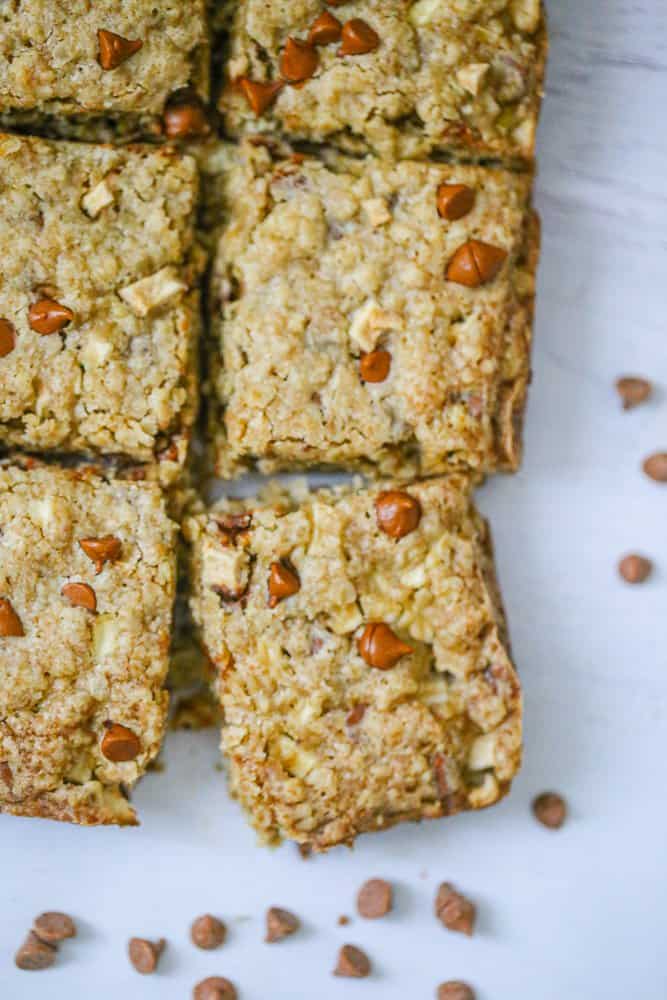 Apple Cinnamon Oatmeal Bars