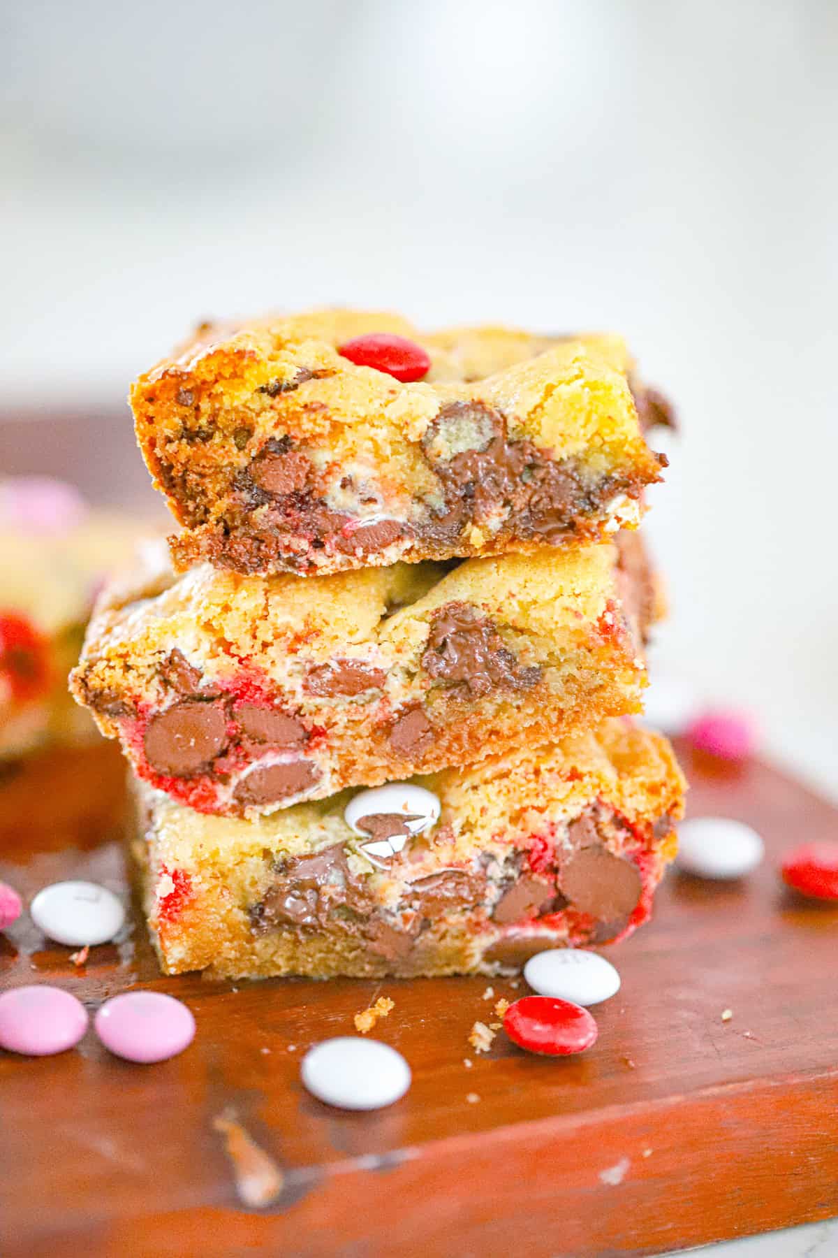 Thick & Delish Valentine M&M Bars