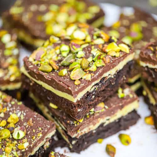 PISTACHIO BROWNIES