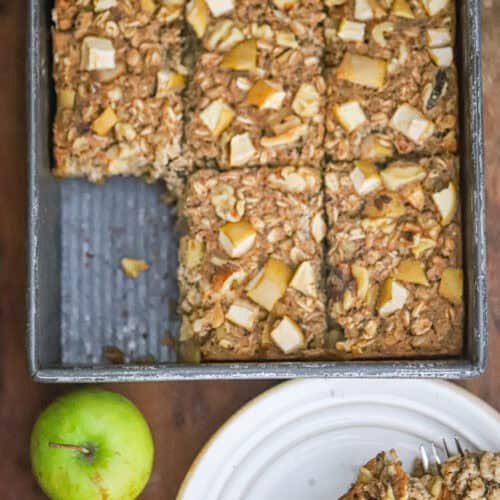 Apple Cinnamon Walnut Baked Oatmeal