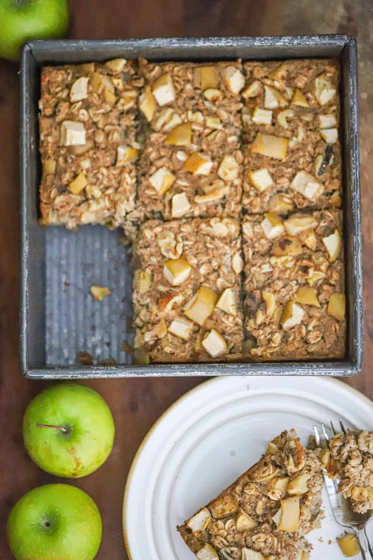 Apple Cinnamon Walnut Baked Oatmeal Recipe - Protein & Fiber Packed